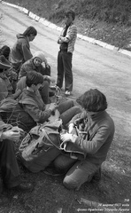 Поселок Розовый. Остановка автобуса. Туристический клуб Спартак 24 марта 1977