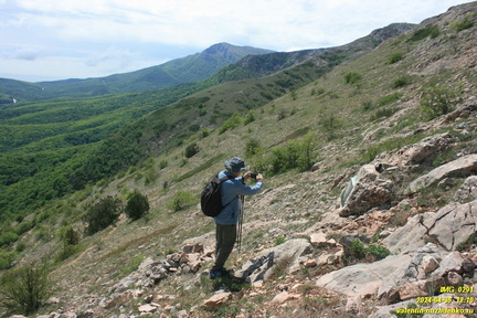 Красная тропа. Памятник инструкторам турбазы Таврия
