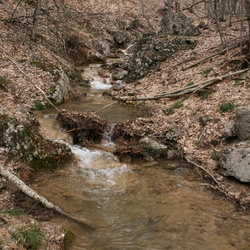 Для описания русла Камдерека