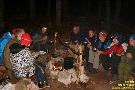 Стоянка возле Уч-Тенке