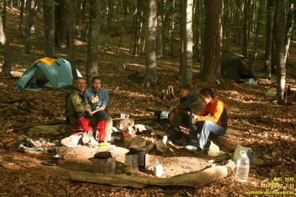 Стоянка возле Уч-Тенке