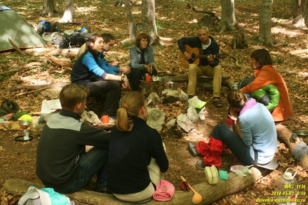 Стоянка возле Уч-Тенке