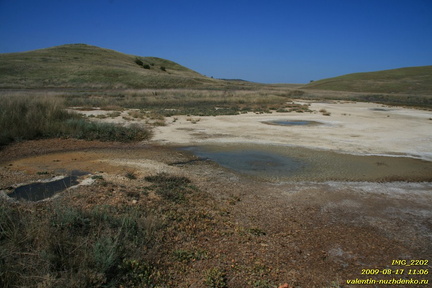 Тарханские минеральные источники. Тарханская балка. Приазовье. Керченский полуостров.
