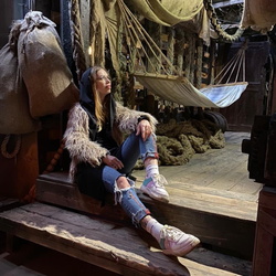 Корабль на Бугазе. Внутренний интерьер