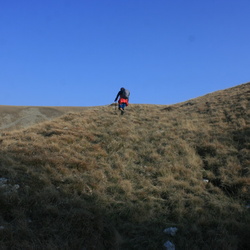 Перевал Партенит Восточный. Тропа на склоне и райн