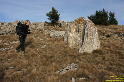 Камень в Хызыл-Хош (Пещерный натёк на Гурзуфской яйле)