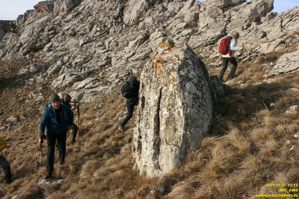 Камень в Хызыл-Хош (Пещерный натёк на Гурзуфской яйле)