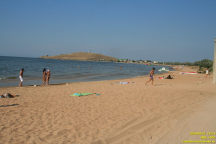 Основной пляж в Курортном. Бухта Морской Пехоты